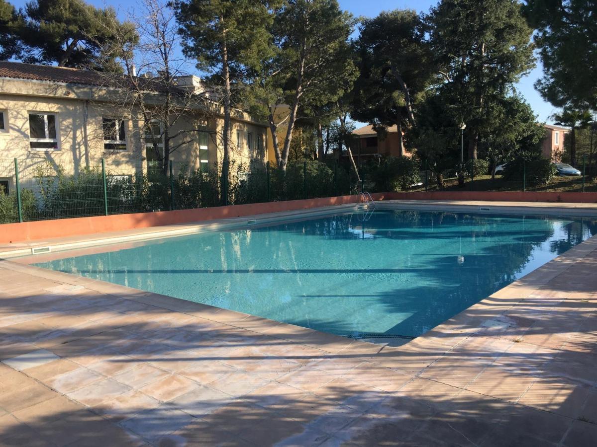 La Calmeraie Villeneuve-Loubet Bagian luar foto